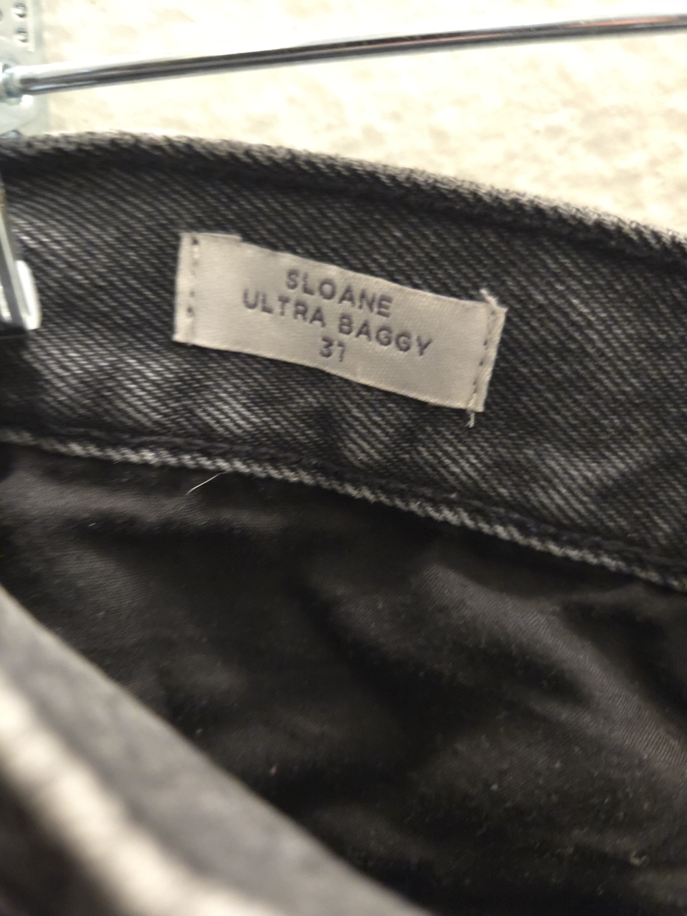 PacSun Sloane Ultra Baggy Y2K Raw Hem Mid Rise Black Jeans Size 31 - Picture 3 of 8